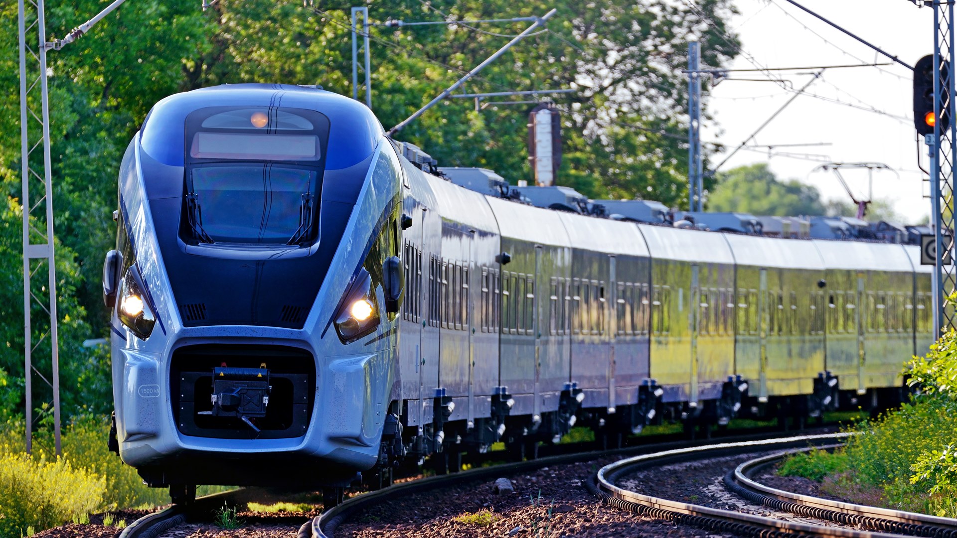 Pociągi na trasie Białystok-Warszawa pojadą szybciej - podróż zajmie 1,5 godziny