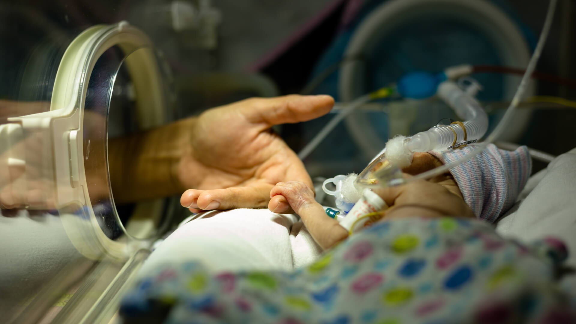 Od 19 marca zasiłek macierzyński dla rodziców wcześniaków i dzieci wymagających hospitalizacji