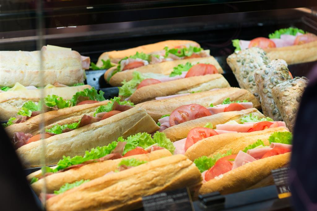 Uczniowie z Suwałk prowadzą miniprzedsiębiorstwo w szkole