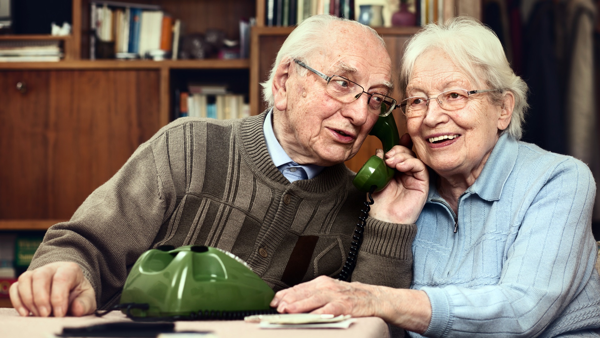 #zadzwońdoseniora – zapytaj czy coś potrzeba albo po prostu porozmawiaj