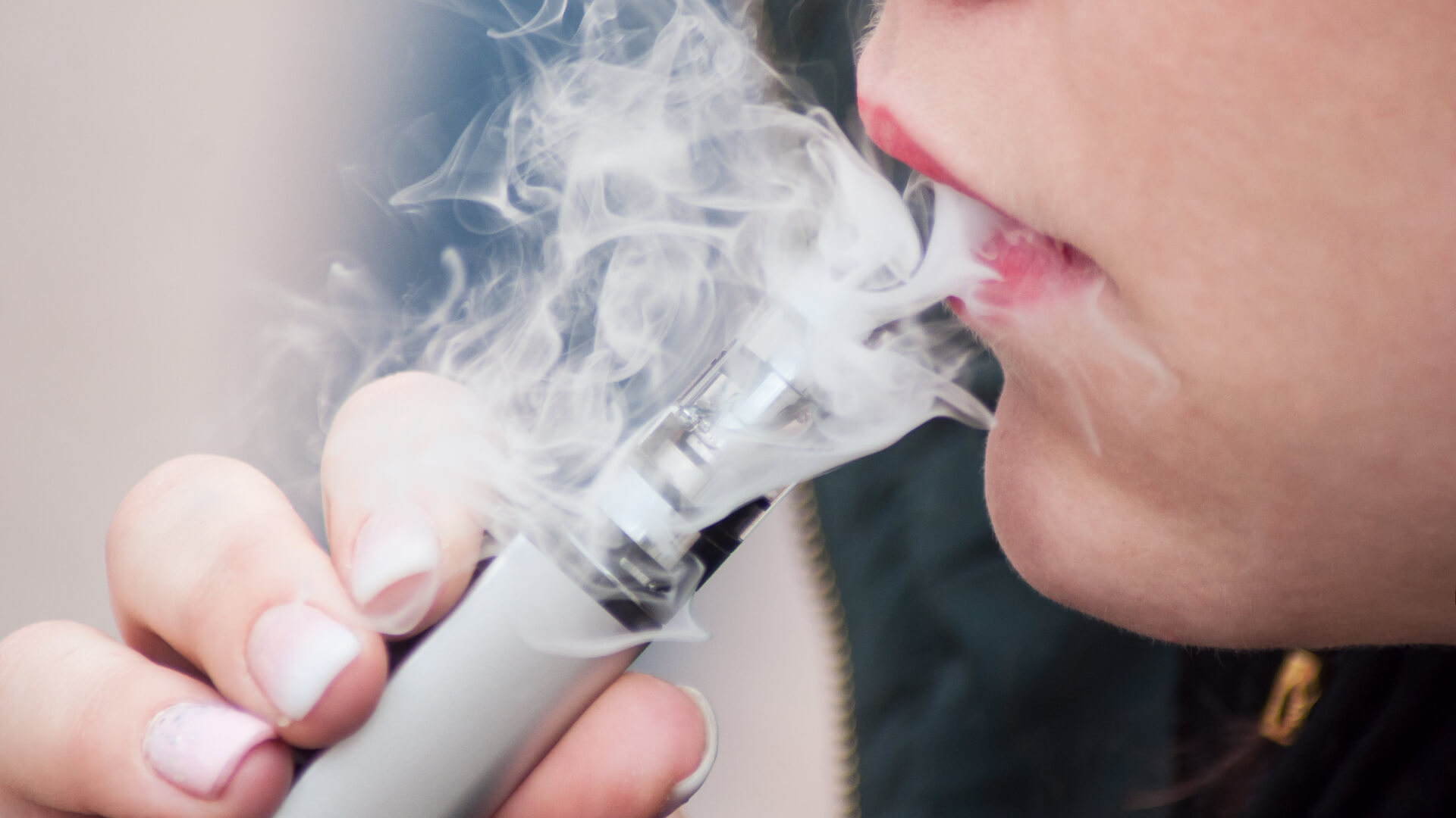 Główny Inspektorat Sanitarny będzie ostrzegał przed e-papierosami