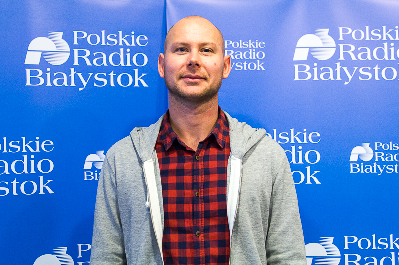 Czy dokarmiać ptaki zimą? Zdania są podzielone