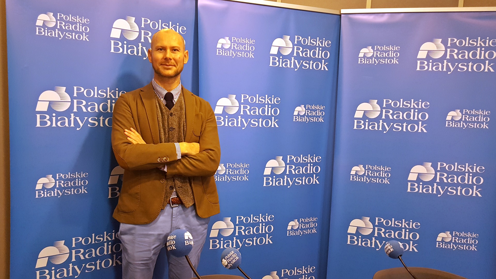 Podglądanie i opieka nad ptakami zimą