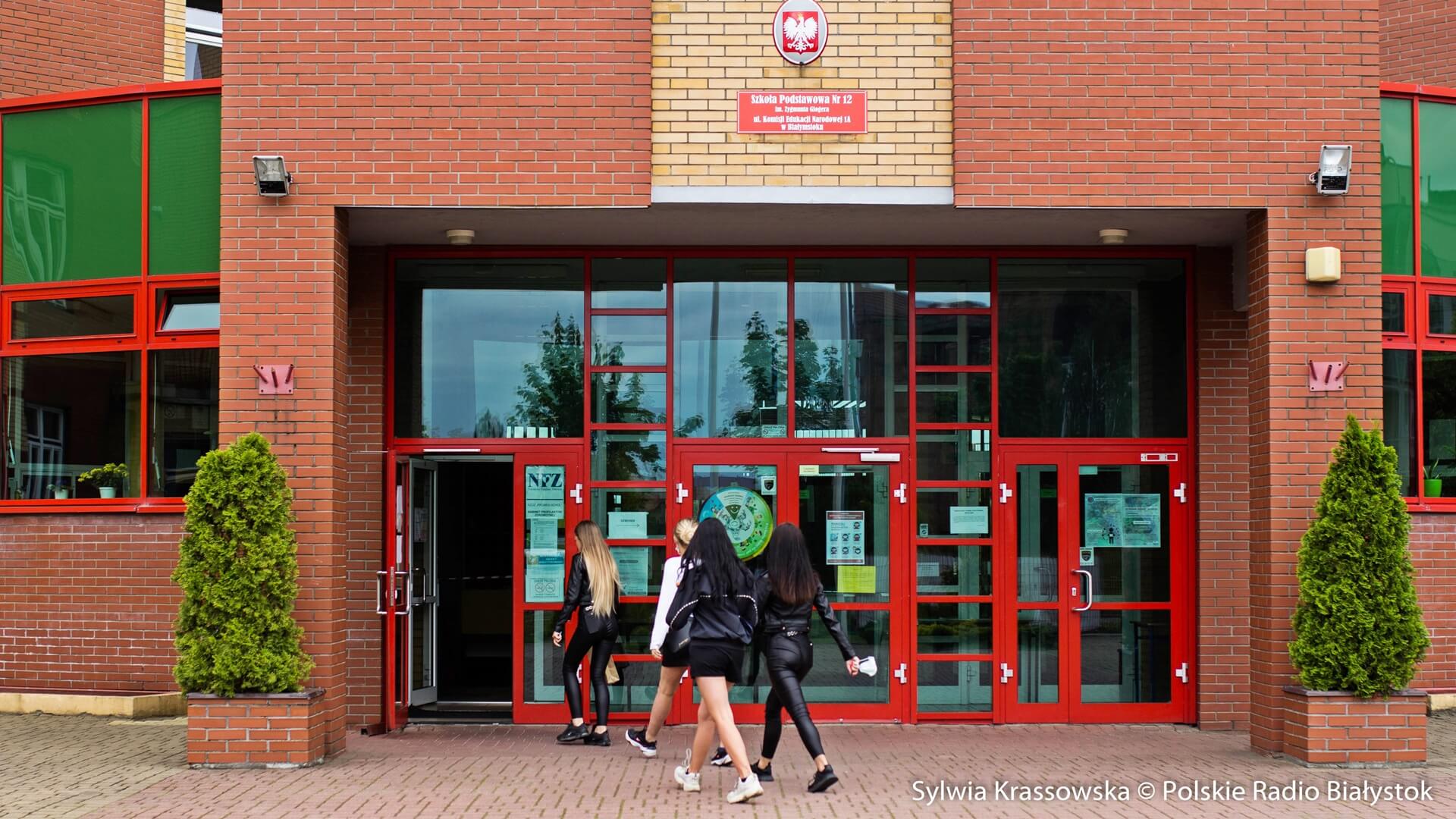 Minister edukacji o powrocie uczniów do szkół