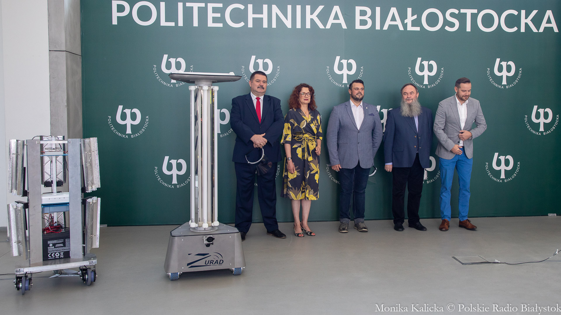 Naukowcy Politechniki Białostockiej stworzyli robota do dezynfekcji powierzchni [zdjęcia, wideo]
