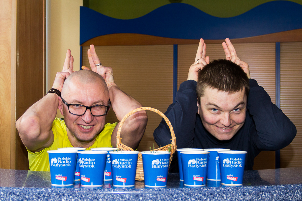 Tradycyjne sposoby malowania jaj - eksperyment dziennikarzy Radia Białystok