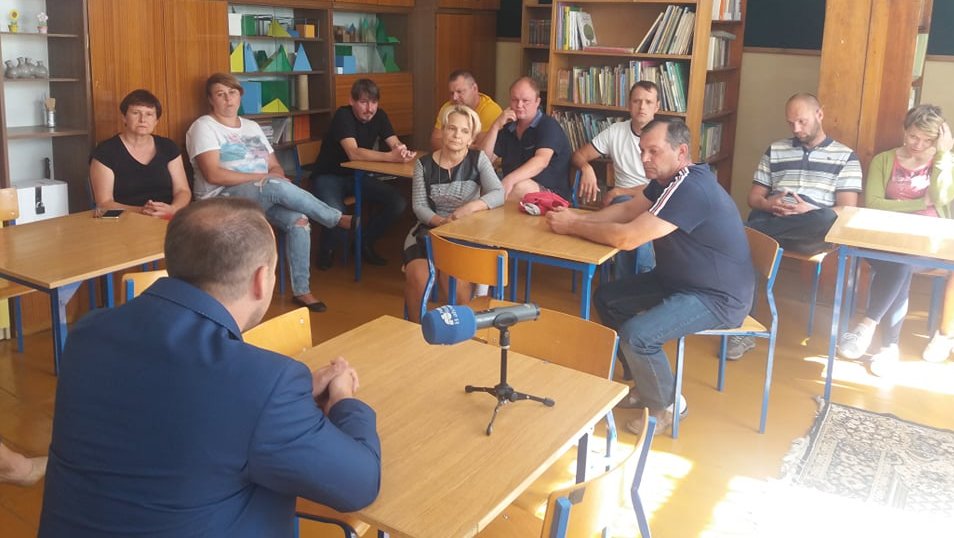 Rodzice przedszkolaków ze szkoły w Karolinie nie zgodzili się na przeniesienie dzieci