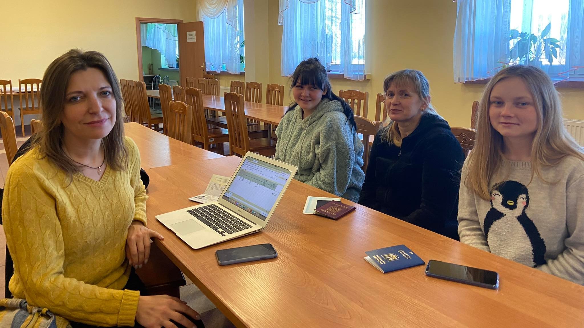 Uchodźcy z ogarniętej wojną Ukrainy są już w Suwałkach