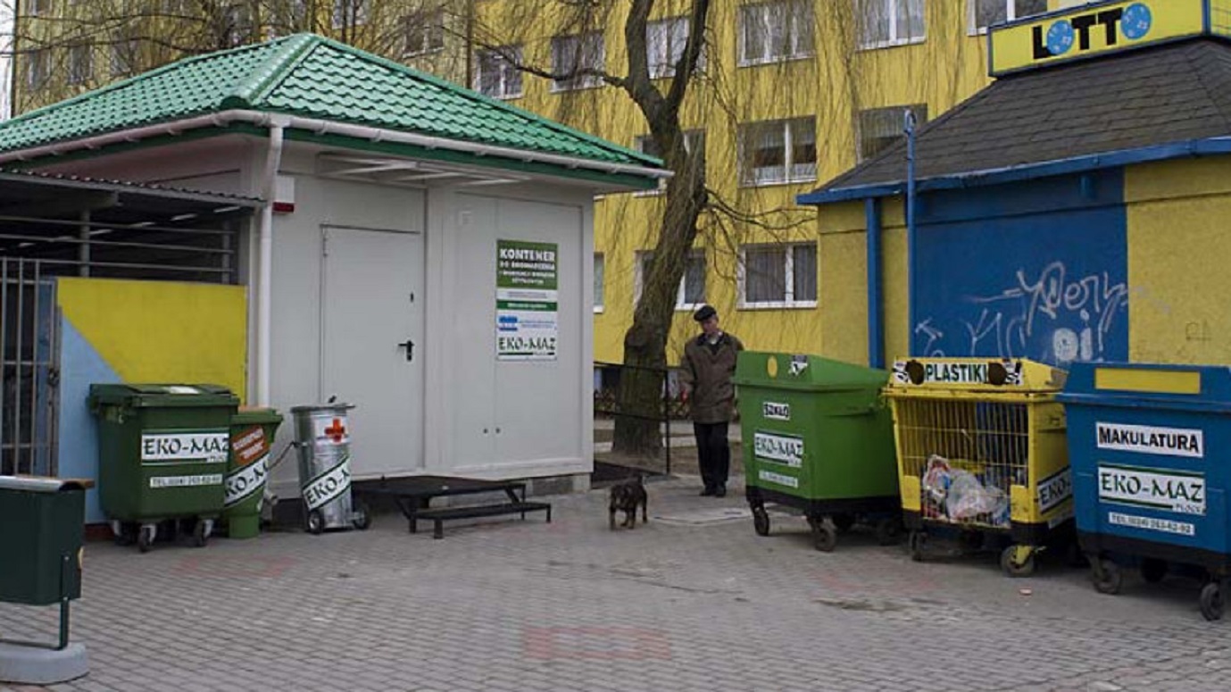 Władze Suwałk rozważą wprowadzenie innowacyjnego systemu odbioru i segregacji śmieci