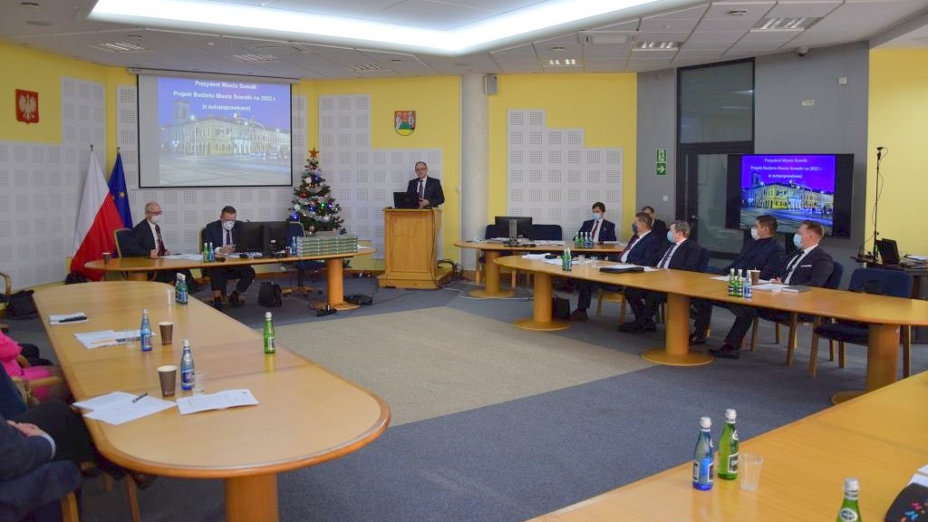 Zamiast ekspertów, na posiedzeniach pojawiają się lobbyści - twierdzą suwalscy radni