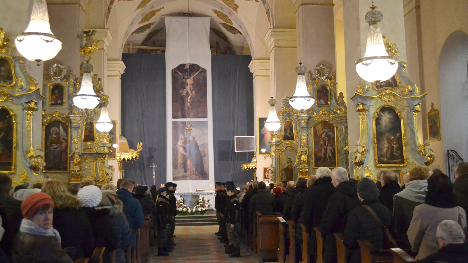 W sejneńskiej bazylice trwa remont zabytkowego ołtarza