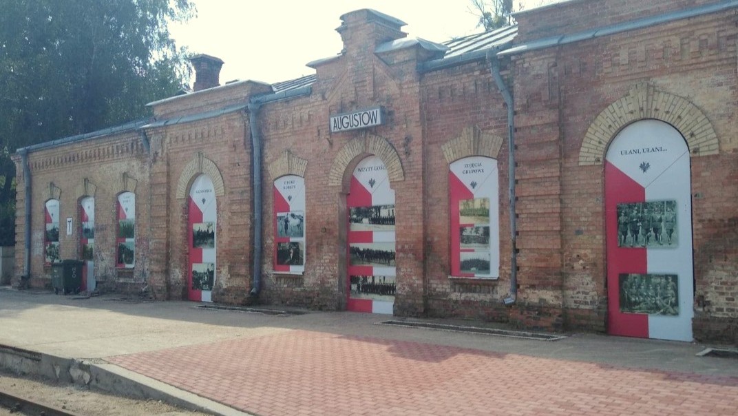 Dlaczego na augustowskim dworcu PKP nic się nie dzieje?