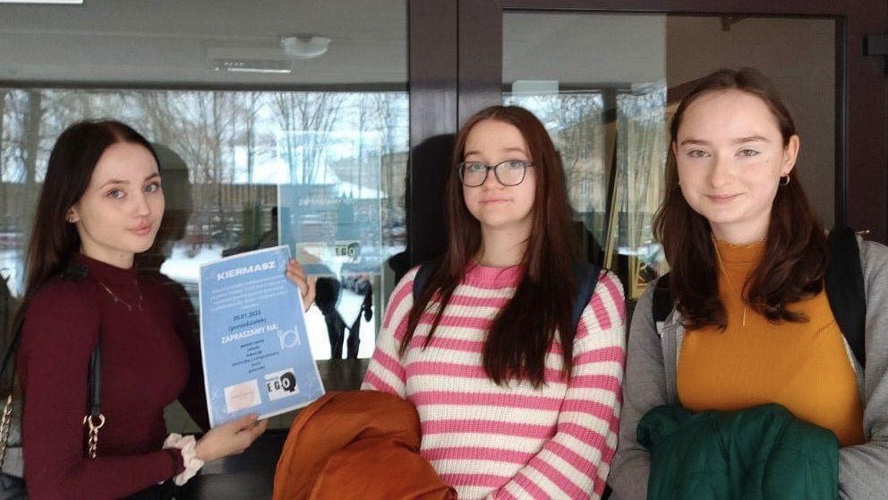 Pomagają rówieśnikom budować poczucie własnej wartości