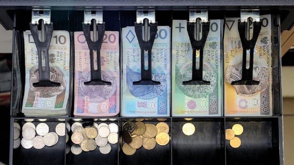 Augustowska kasjerka ze sklepu mięsnego oszukała swojego pracodawcę na ponad 469 tys. zł