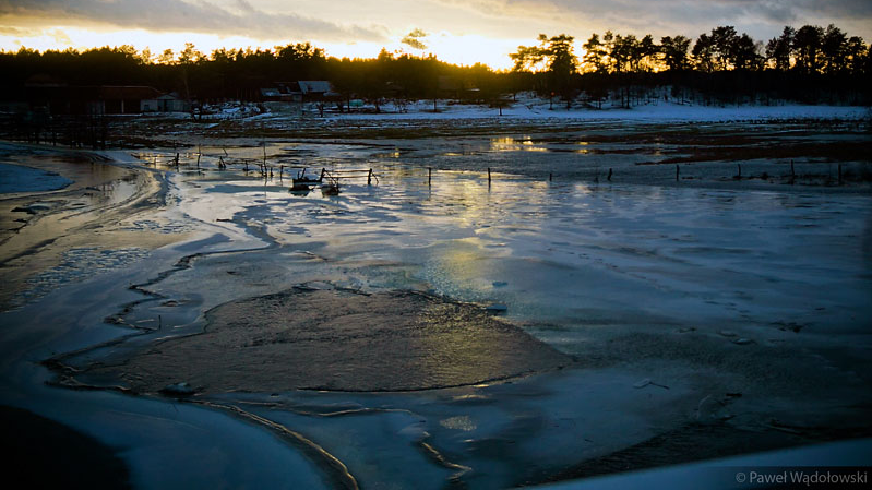 Kto ponosi winę za zamarźnięcie ryb w jeziorze Wiżajny?