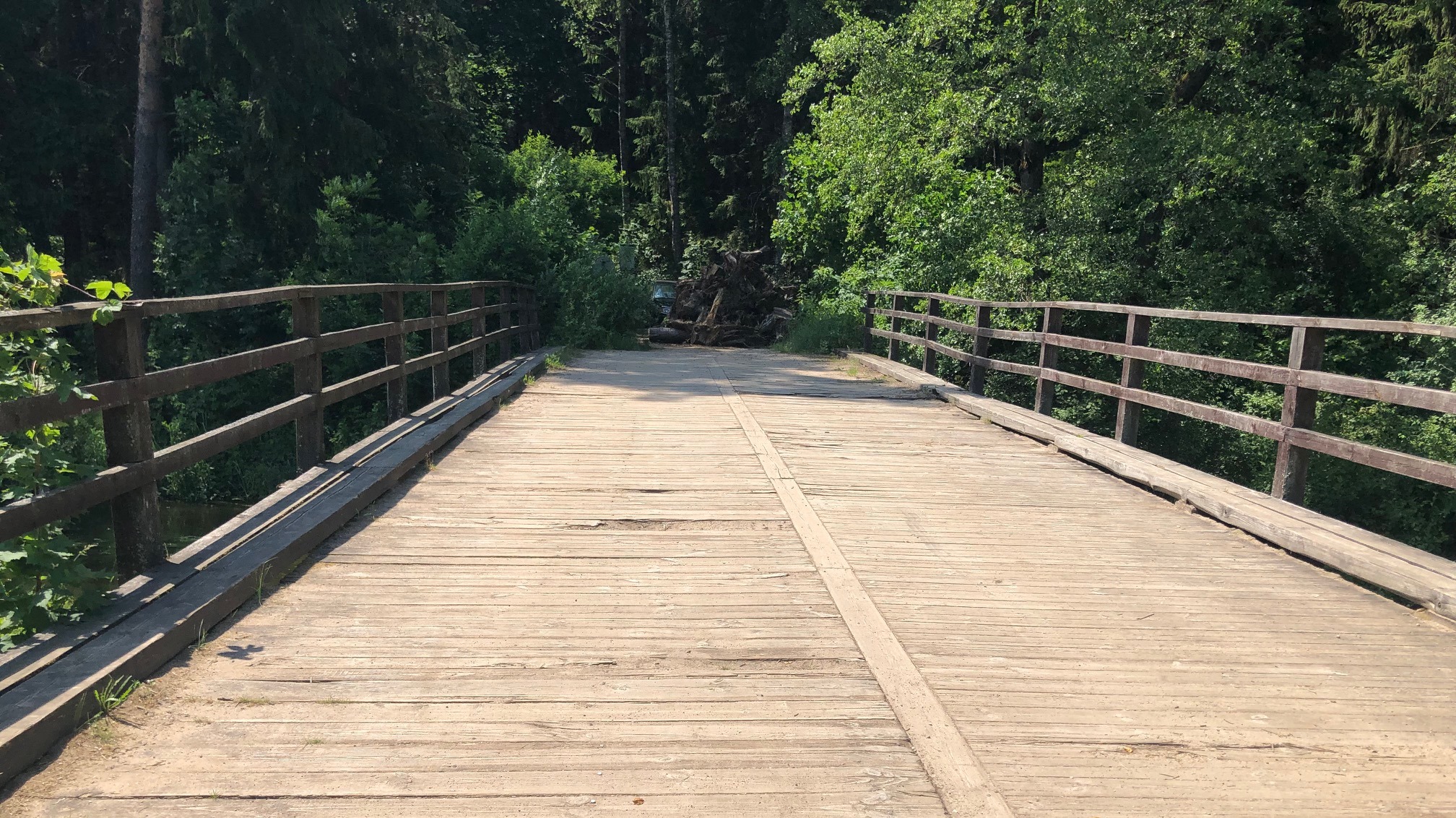 Wojewoda podlaski zajął się sprawą mostu przy uroczysku Święte Miejsce
