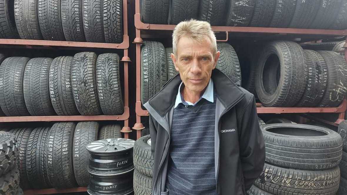 Przedsiębiorca z Suwałk nie musi płacić ponad miliona złotych kary za przekazanie fundacji starych opon