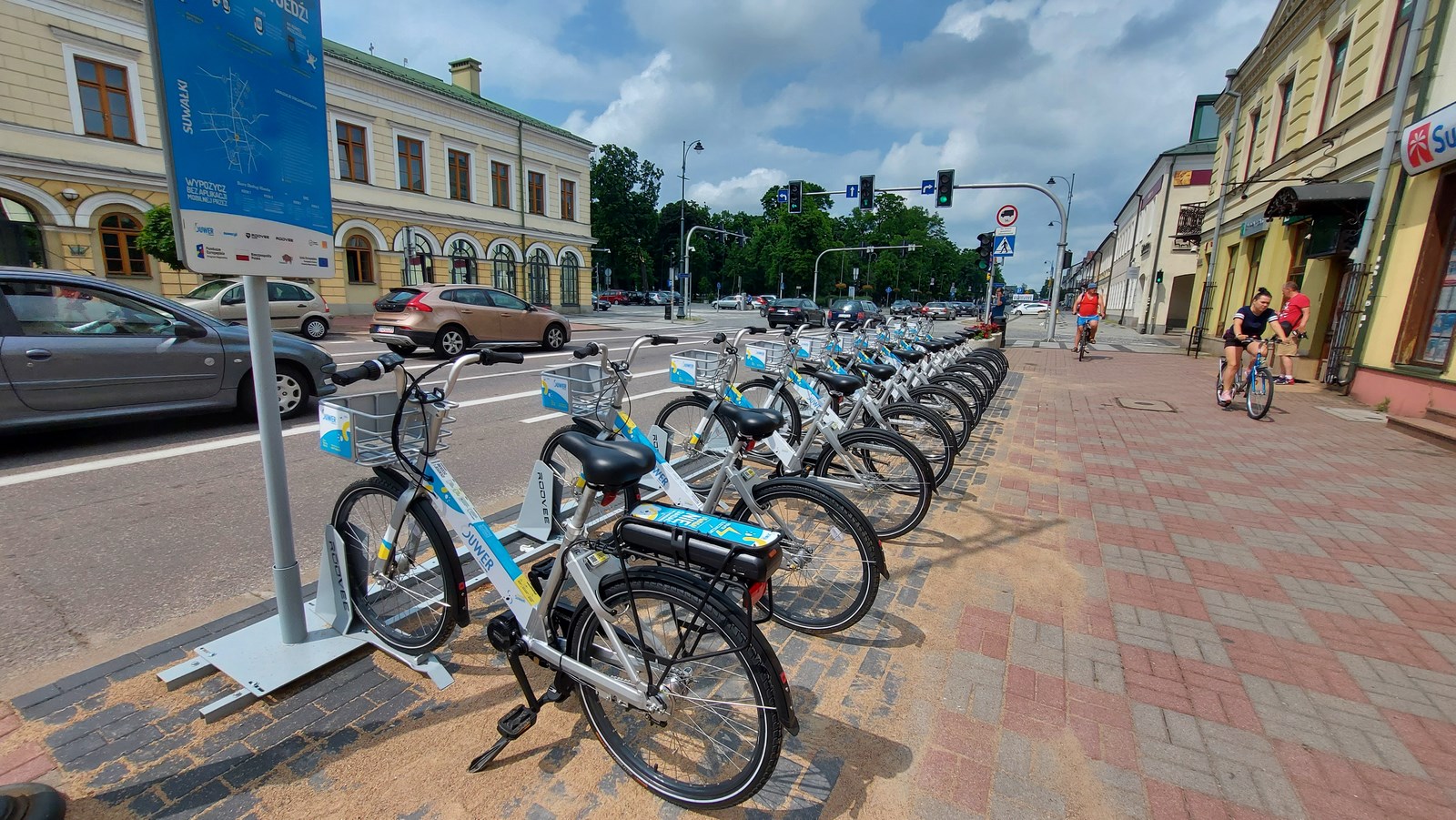 Prosta w obsłudze aplikacja i wygodny sprzęt - to pierwsze reakcje użytkowników miejskich rowerów w Suwałkach