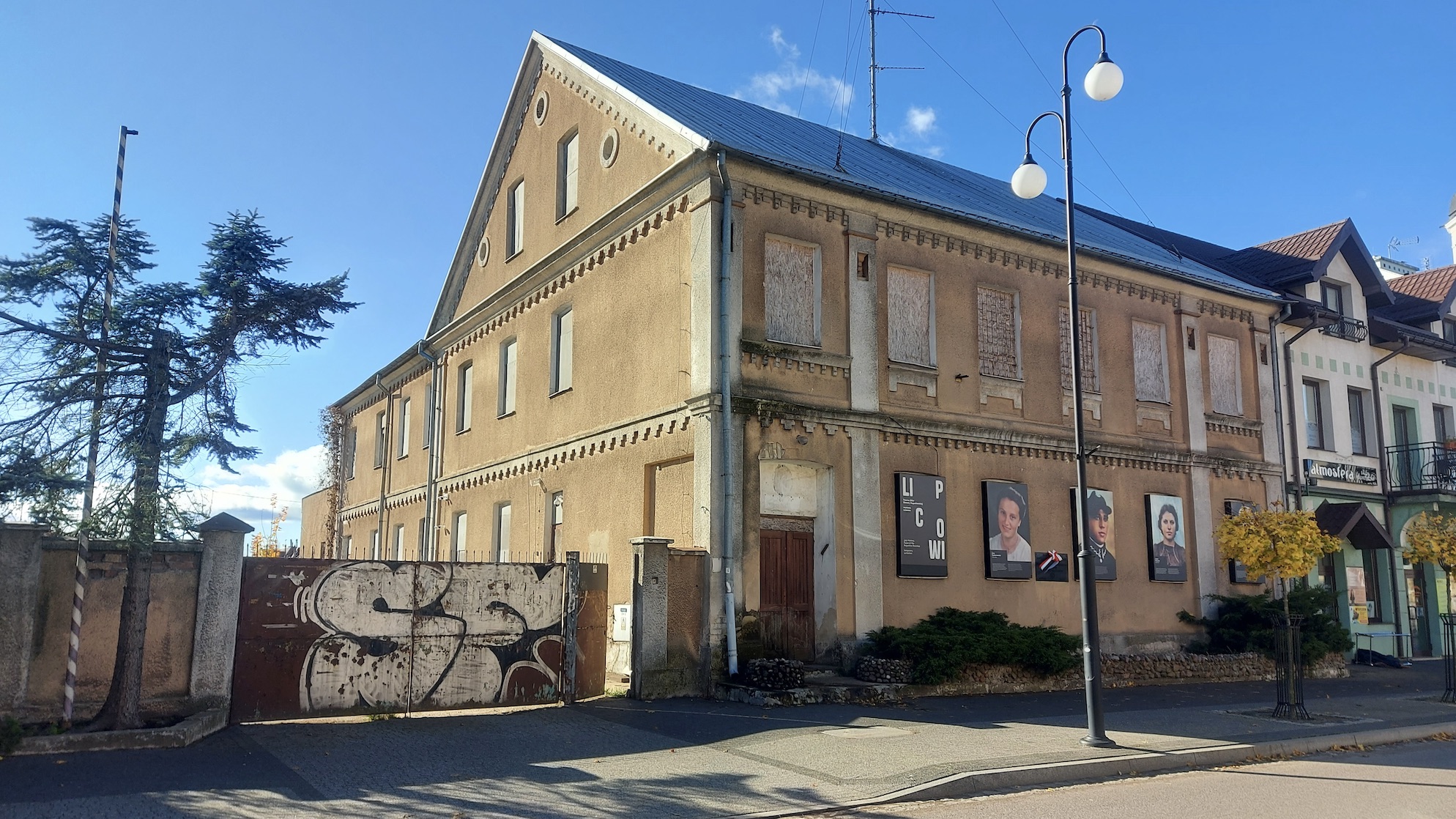 Choć pojawiały się obawy, to remont tzw. Domu Turka w Augustowie przebiega bardzo sprawnie
