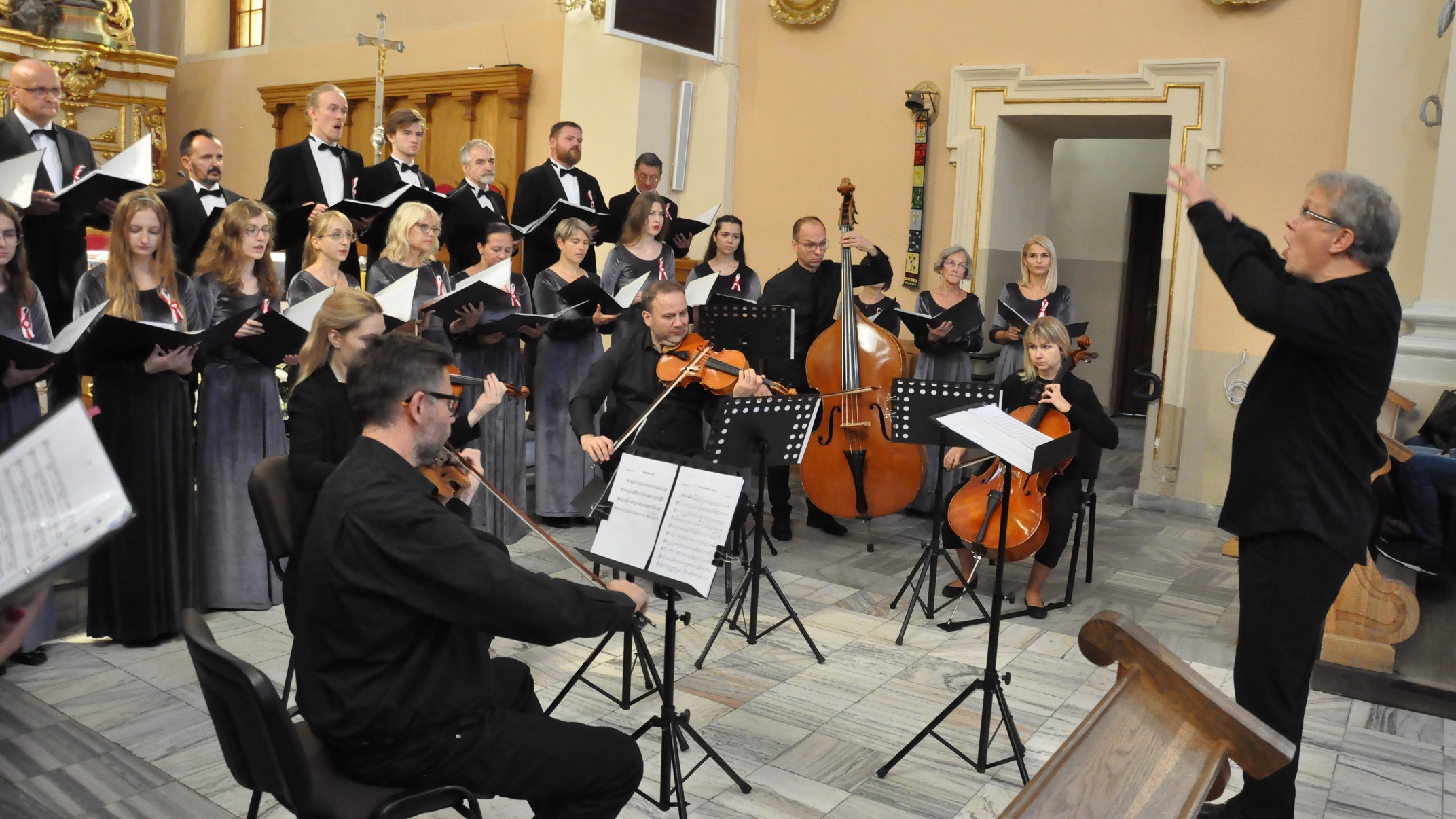 Takiego koncertu w pokamedulskim klasztorze w Wigrach jeszcze nie było