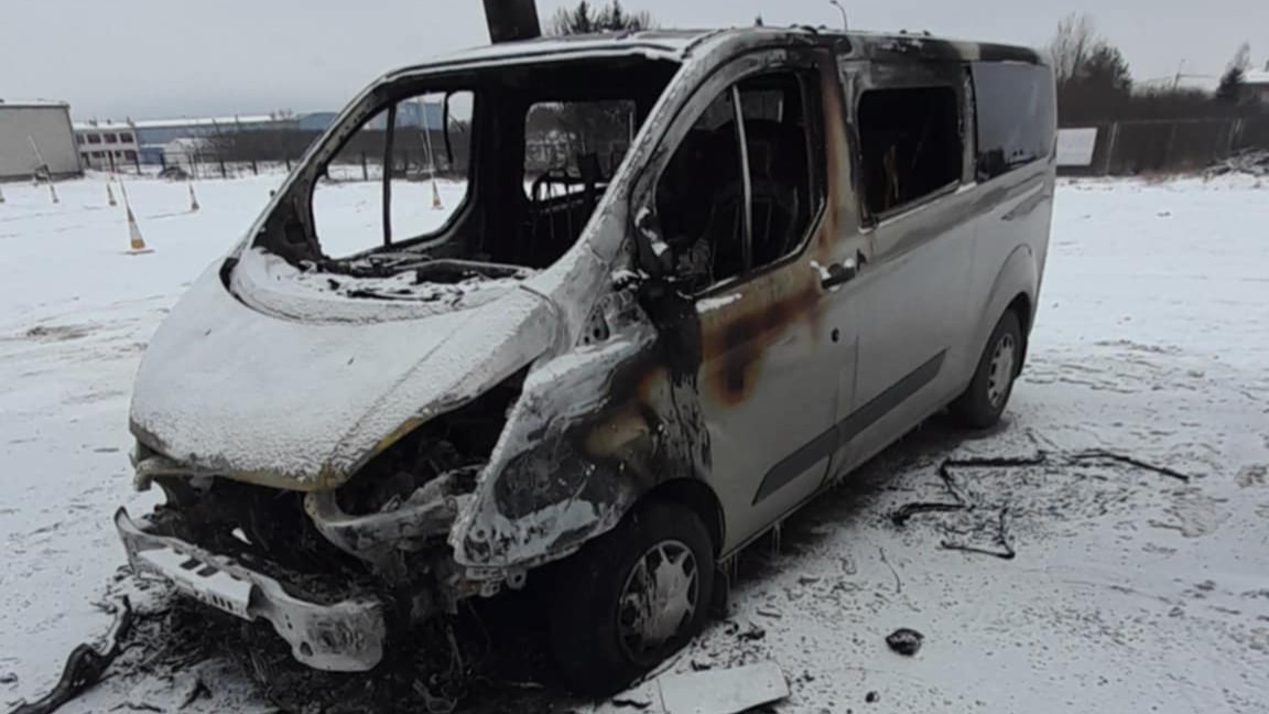 Seria podpaleń samochodów nauki jazdy w Suwałkach