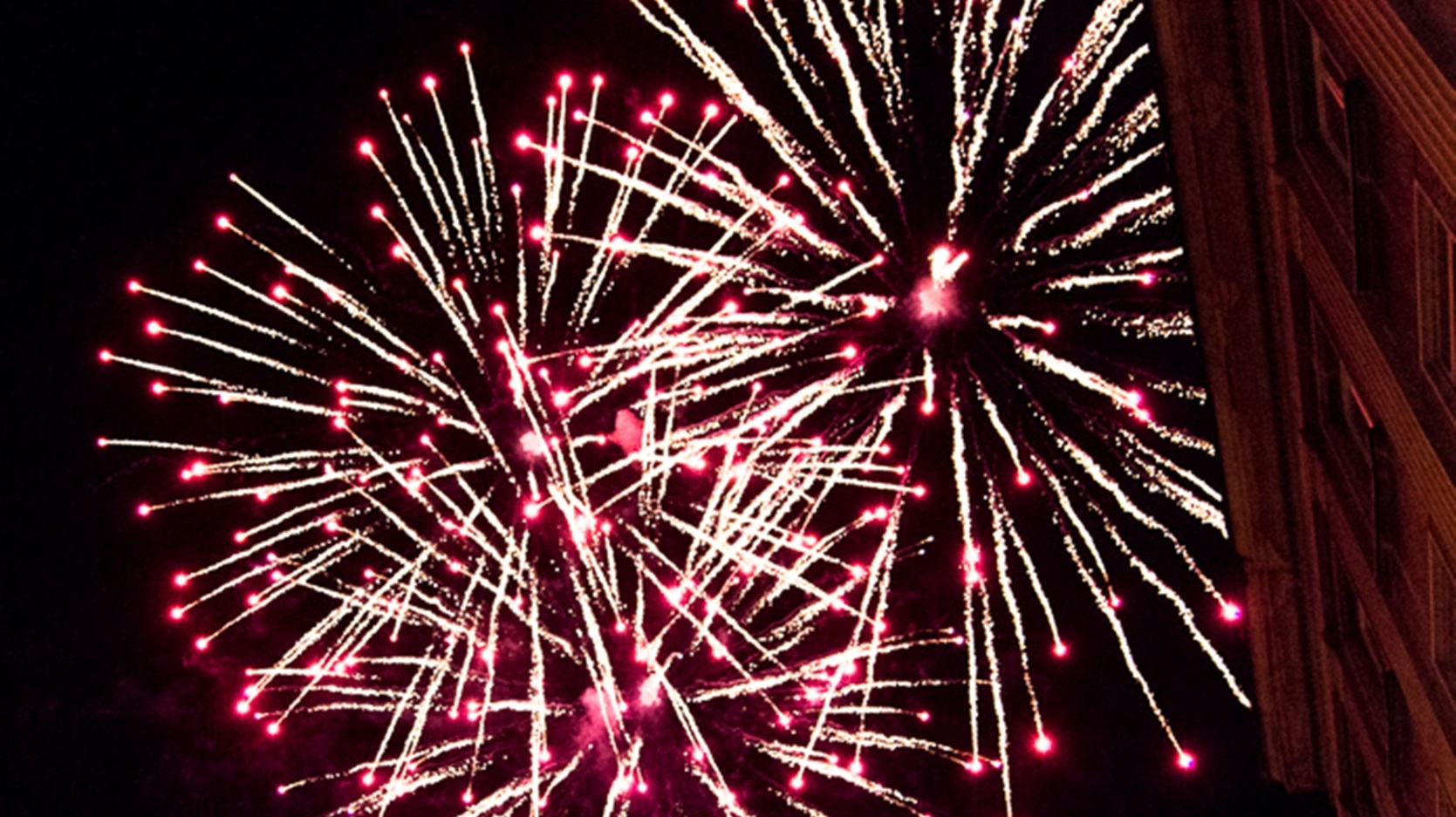 Władze Suwałk nie zorganizują pokazu fajerwerków w tegoroczną noc sylwestrową