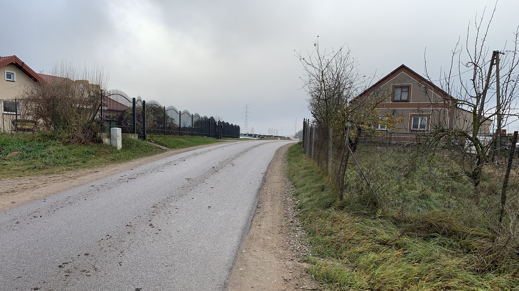 Władze gminy Suwałki nie zamierzają  poszerzyć drogi w miejscowości Bród Nowy