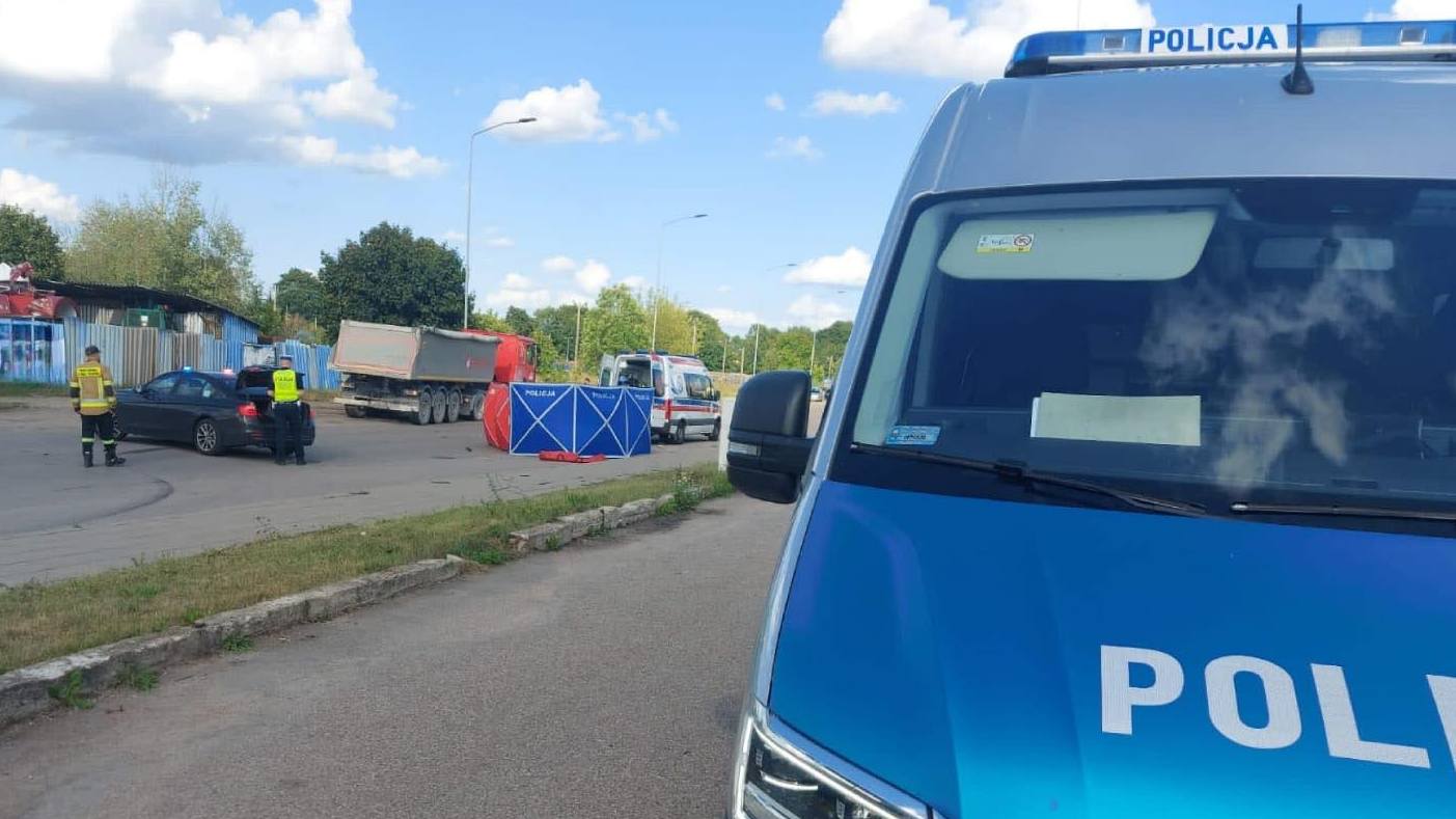 Suwałki. Pod kołami ciężarówki zginął rowerzysta