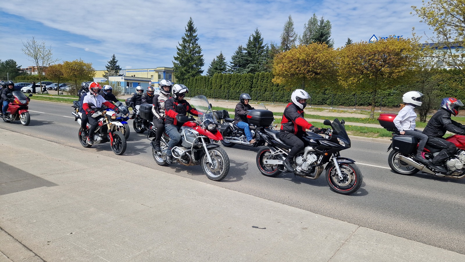 Czy motocykliści to rzeczywiście "dawcy narządów"? Miłośnicy jednośladów starają się odczarować to niechlubne określenie