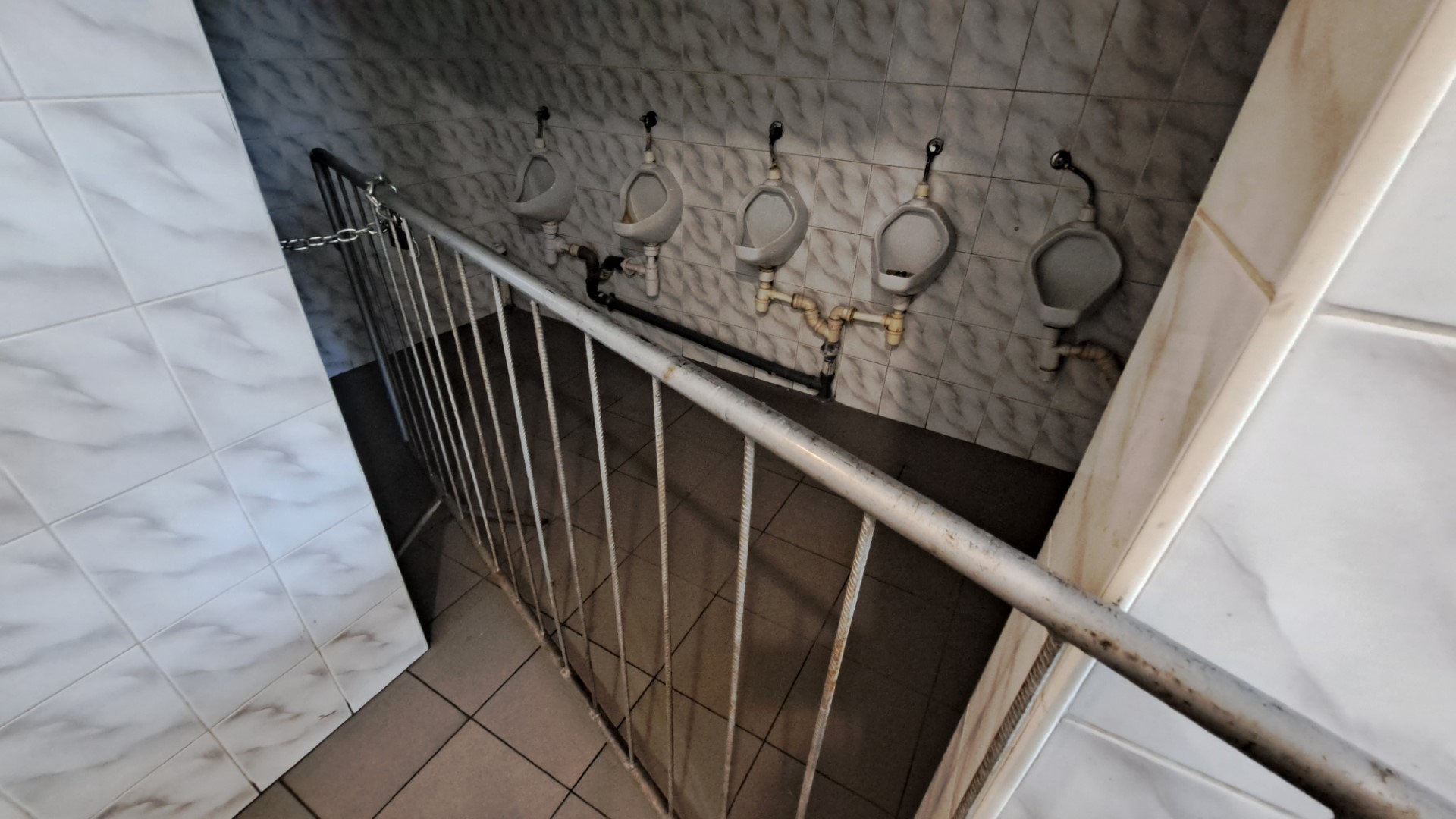 Poczekalnia dworca autobusowego w Suwałkach w końcu doczeka się remontu