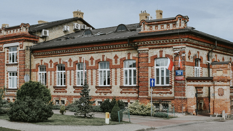 Suwałki. Specjalne opaski, które mogą uratować życie