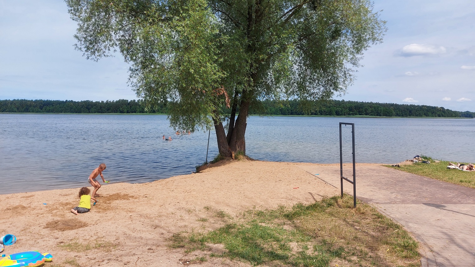 Augustów walczy z wysokimi temperaturami