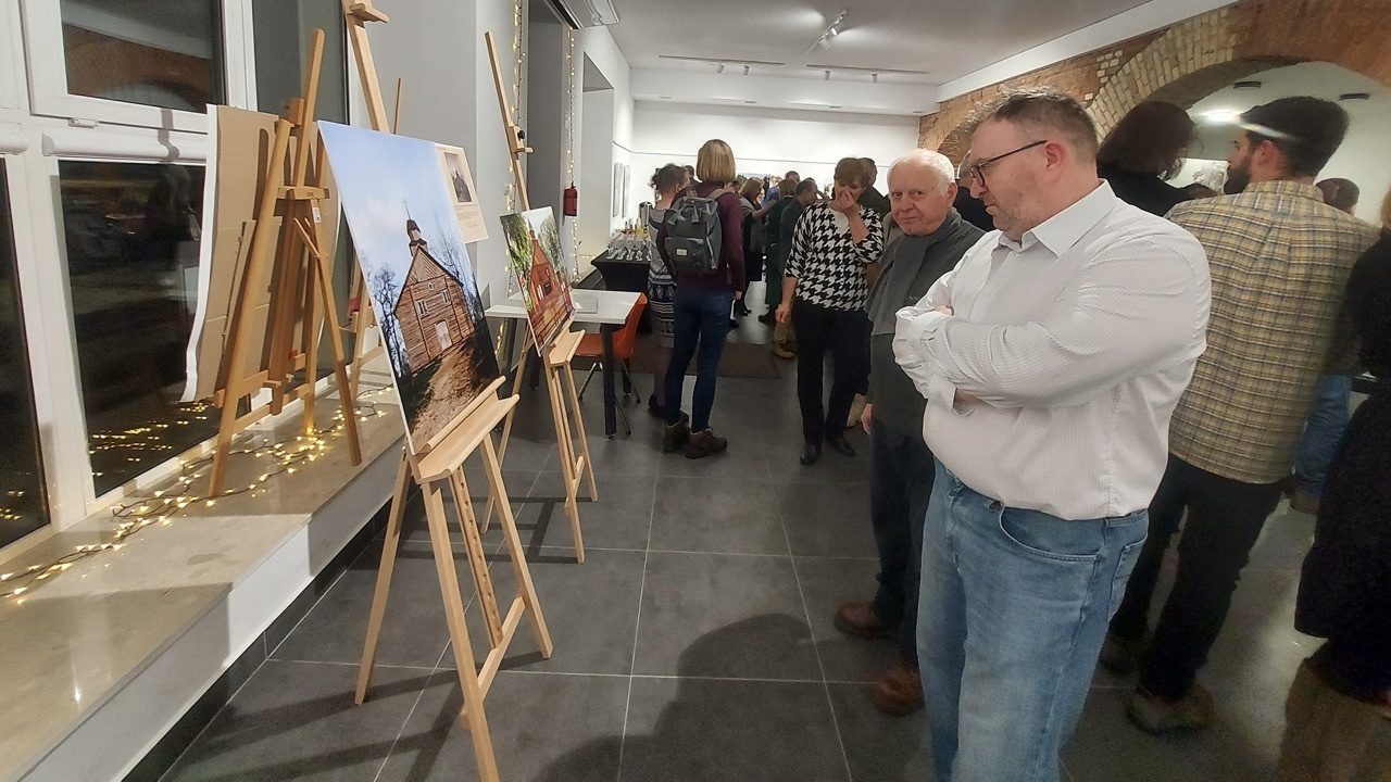 Galeria Miejskiego Domu Kultury w Augustowie pękała w szwach