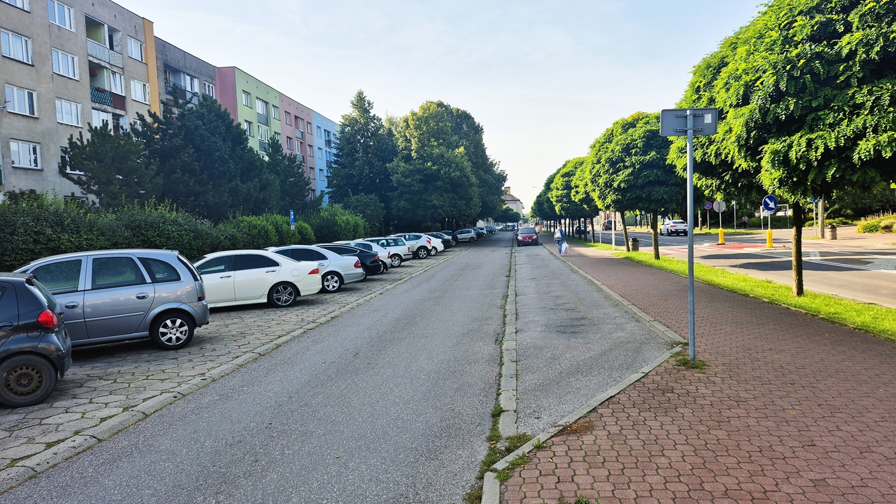 Nowa ścieżka rowerowa, więcej zieleni i odnowiony parking –  już wkrótce zmieni się fragment ulicy Noniewicza