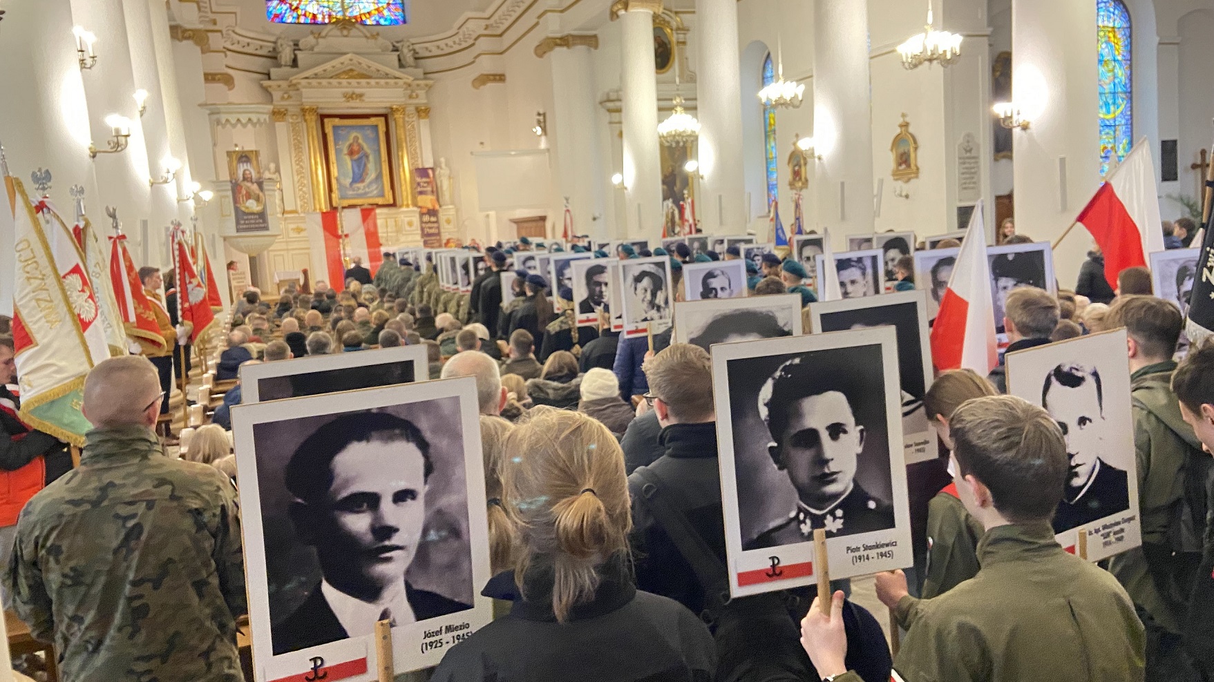 Mieli być wymazani ze zbiorowej pamięci. Ale to się nie udało