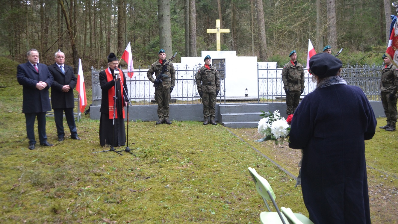 82. rocznica rozstrzelania partyzantów w Lesie Szwajcarskim