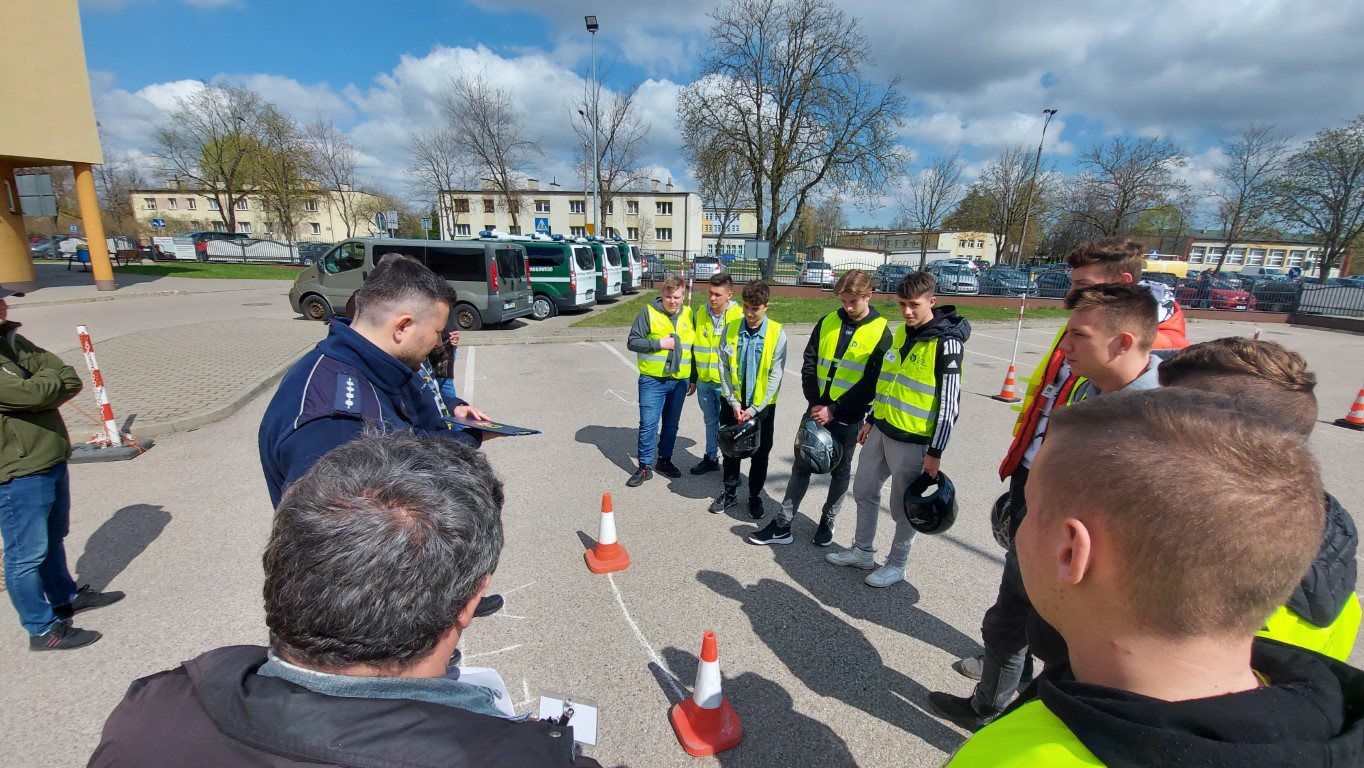 W Suwałkach odbył się wojewódzki finał Ogólnopolskiego Turnieju Bezpieczeństwa w Ruchu Drogowym