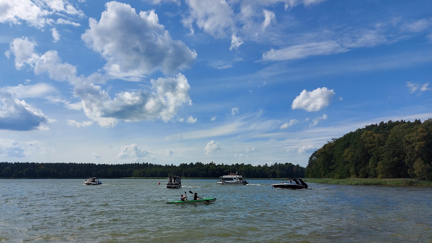 Mieszkańcy wsi w gminie Płaska chcą wydłużenia okresu obowiązywania strefy ciszy na jeziorze Serwy