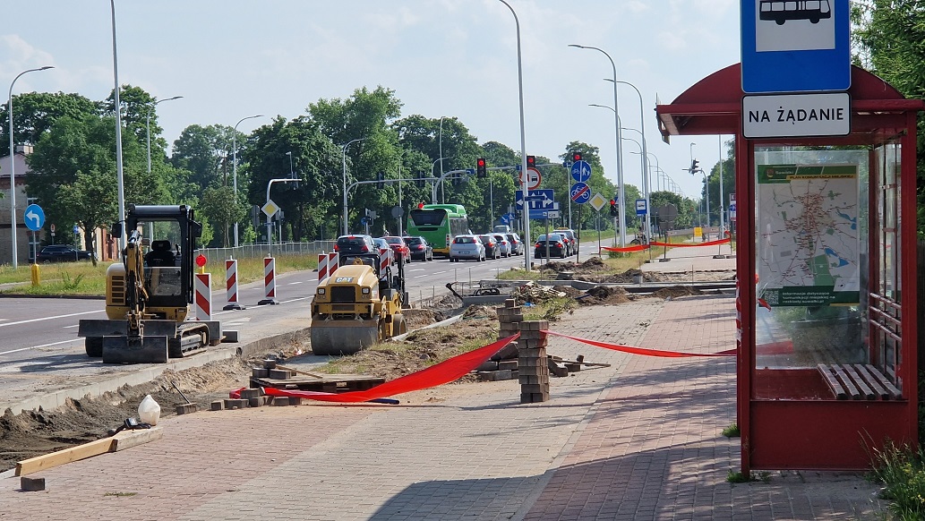 W Suwałkach trwa przebudowa ulicy Obozowej. Jest ona nieprzejezdna