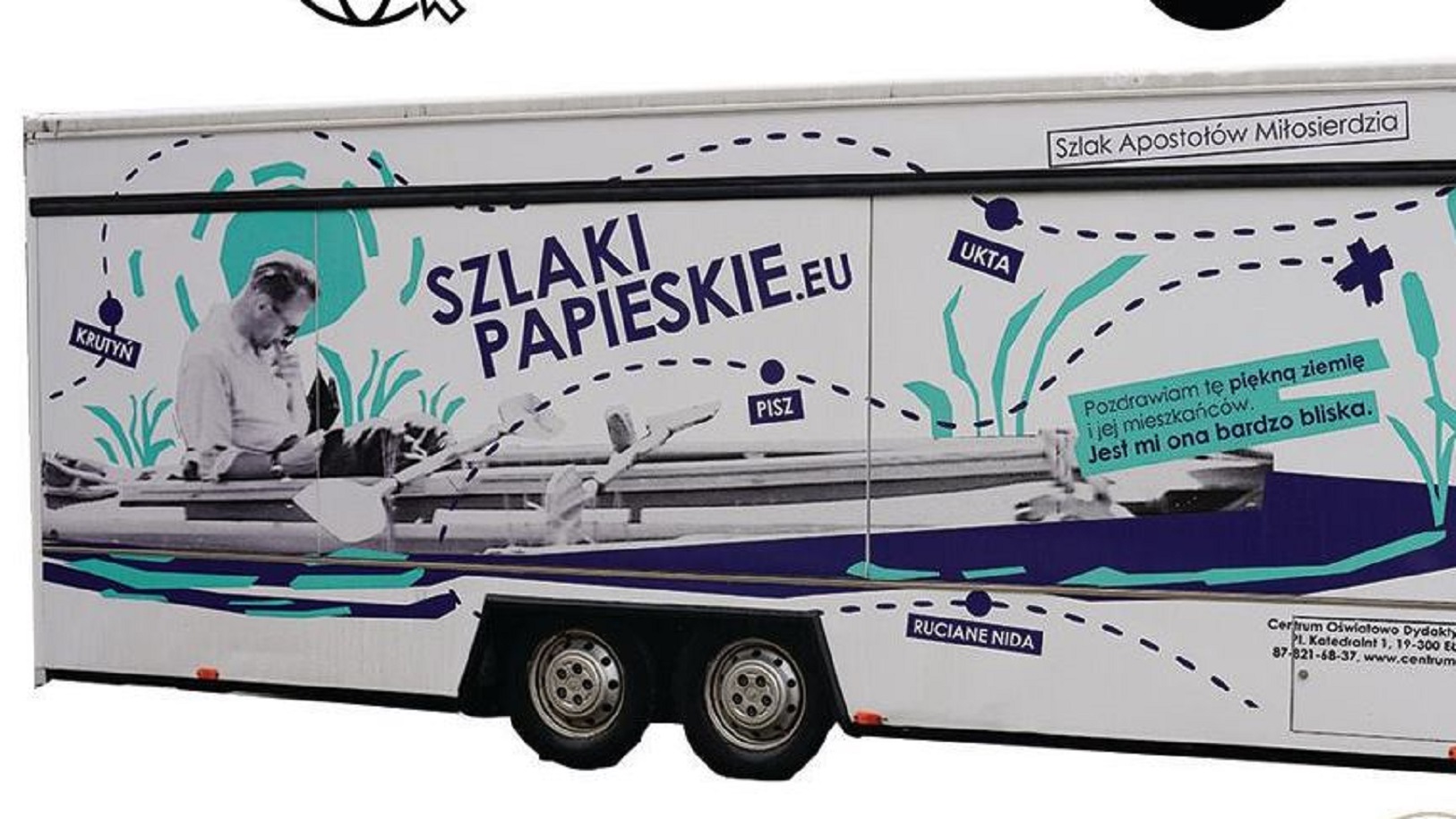 Specjalny samochód – muzeum będzie przypominał mieszkańcom Suwalszczyzny postać Jana Pawła II