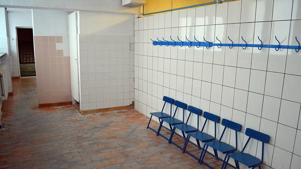 Remont basenu w suwalskiej Szkole Podstawowej nr 10 będzie droższy