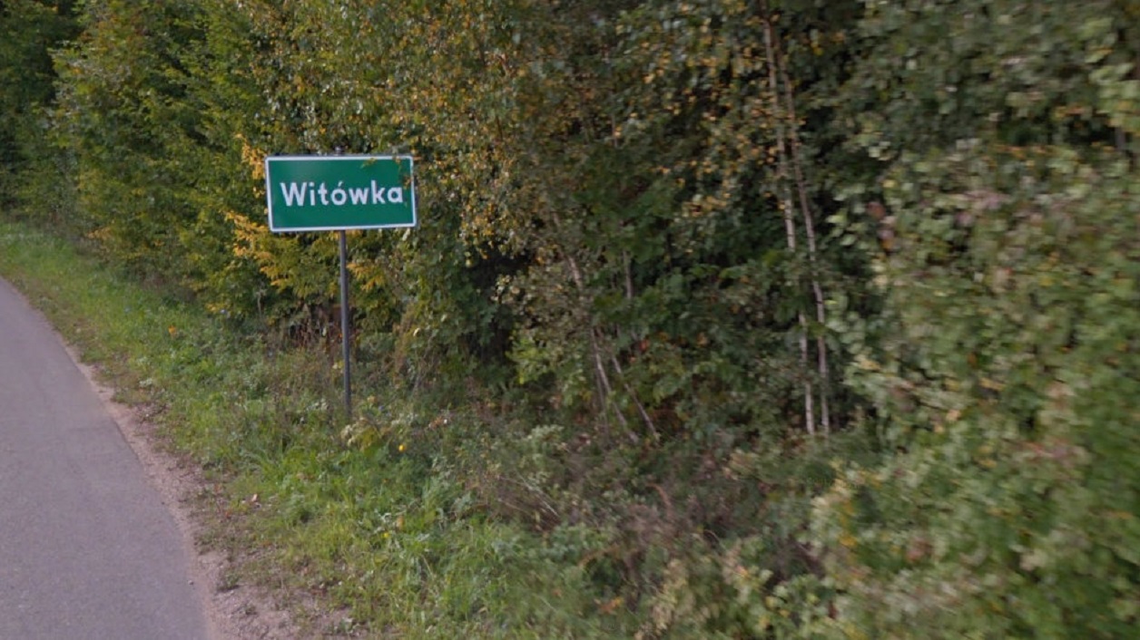 Rolnicy chcą przebudowy dziurawej drogi, ale na razie nie wiadomo, kto jest jej właścicielem