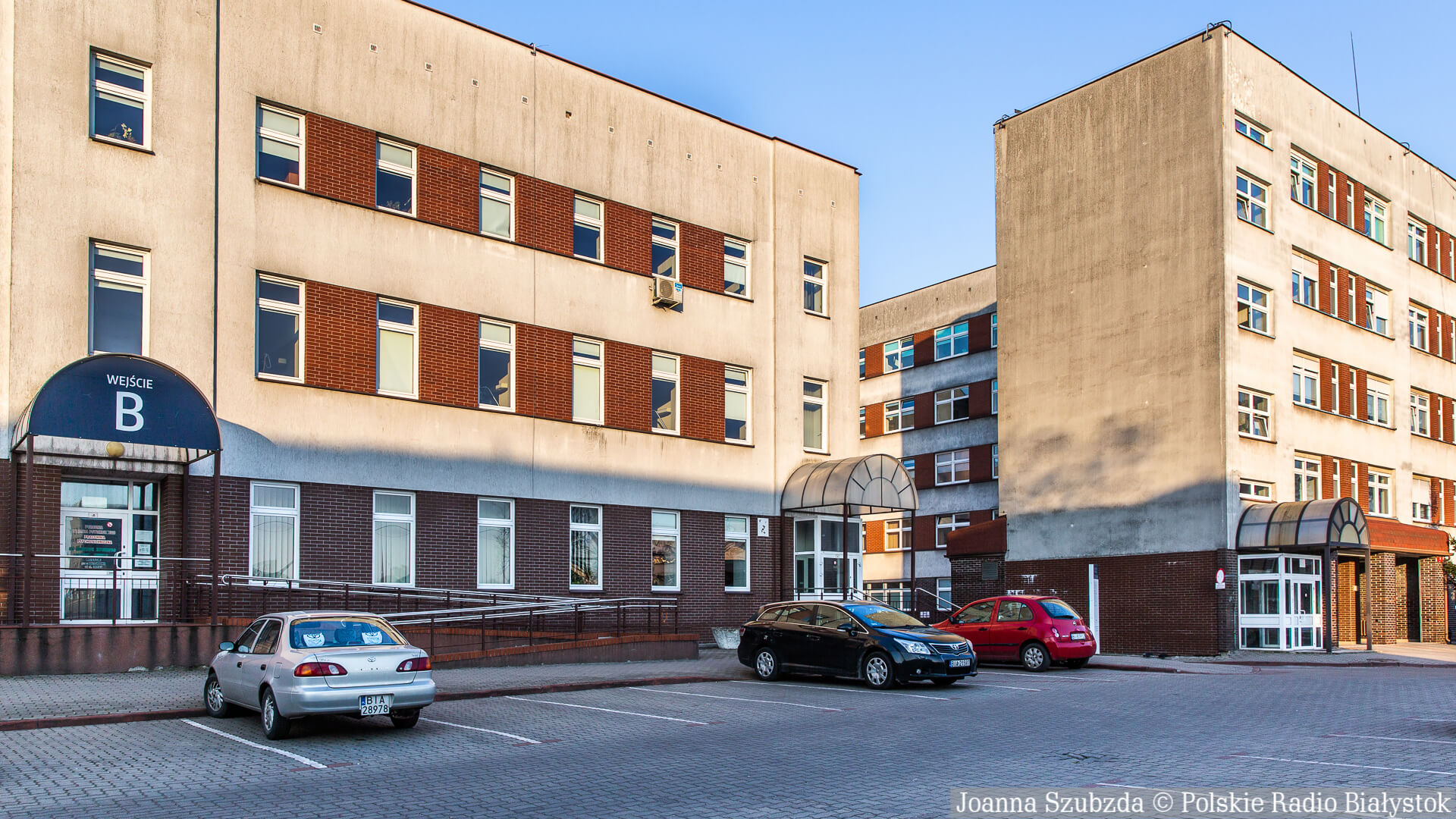 Szpitale MSWiA w Białymstoku i wojewódzki w Łomży dostały mniej pieniędzy za maj