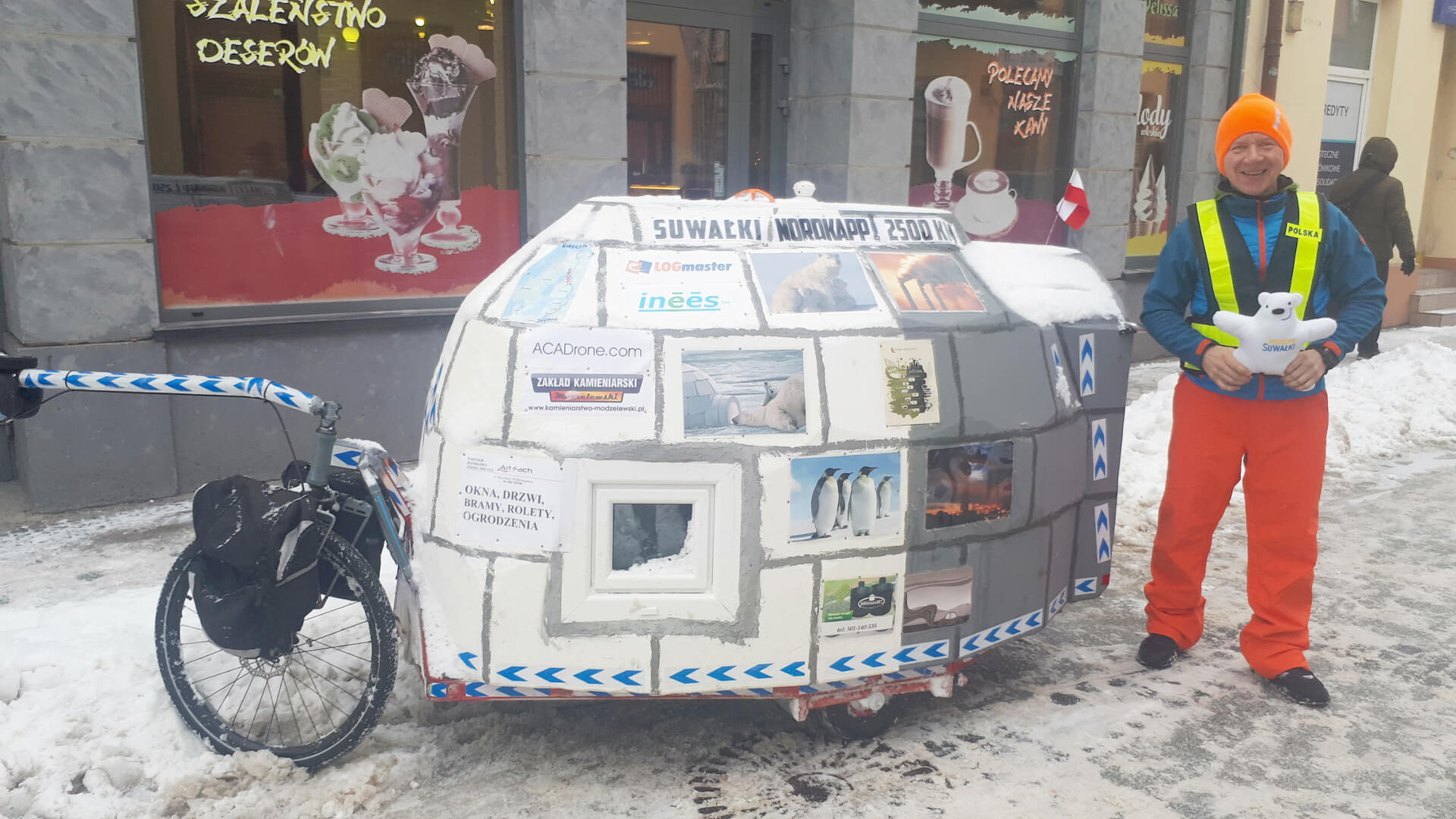 Piotr Kuryło pobiegnie z Suwałk na Przylądek Północny - bierze ze sobą igloo