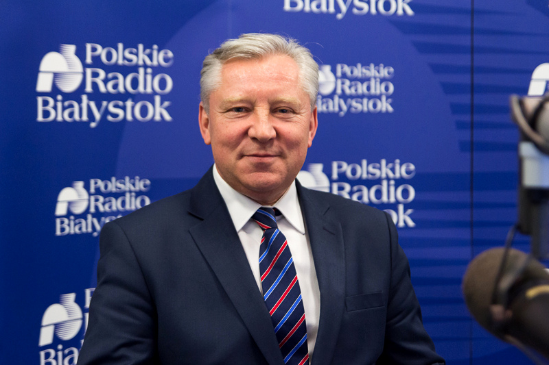 Senator PiS składa skargę do KRRiT na TVN ws. reportażu o faszyzmie