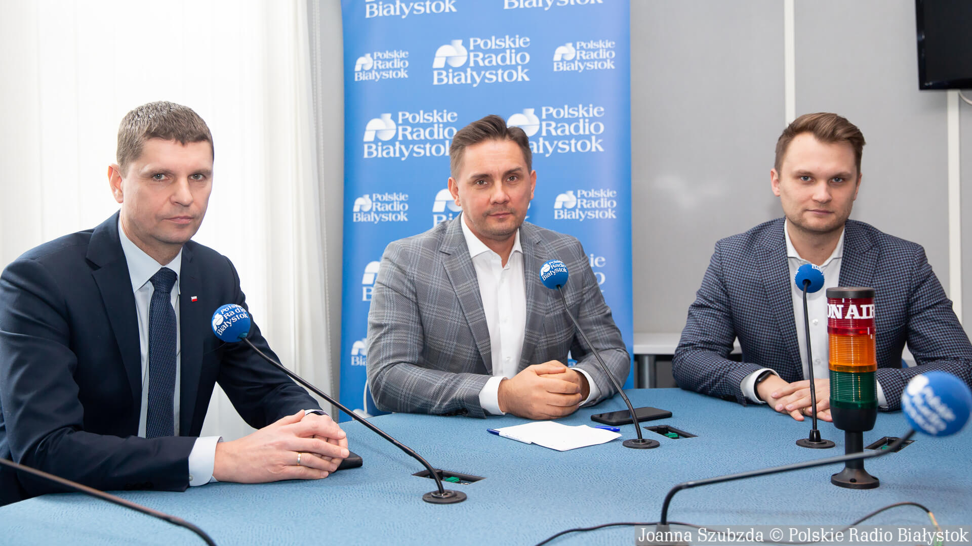 Przebieg S19 przez puszczę, budżet bez deficytu, zarobki w służbie zdrowia