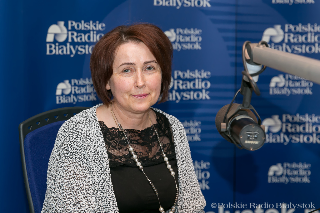 Kto jest uprawniony do alimentów z gminy i jak są ścigani dłużnicy alimentacyjni?