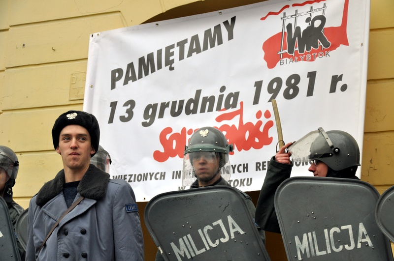 "Przyszli w nocy" - audycja dokumentalna Gabrieli Walczak