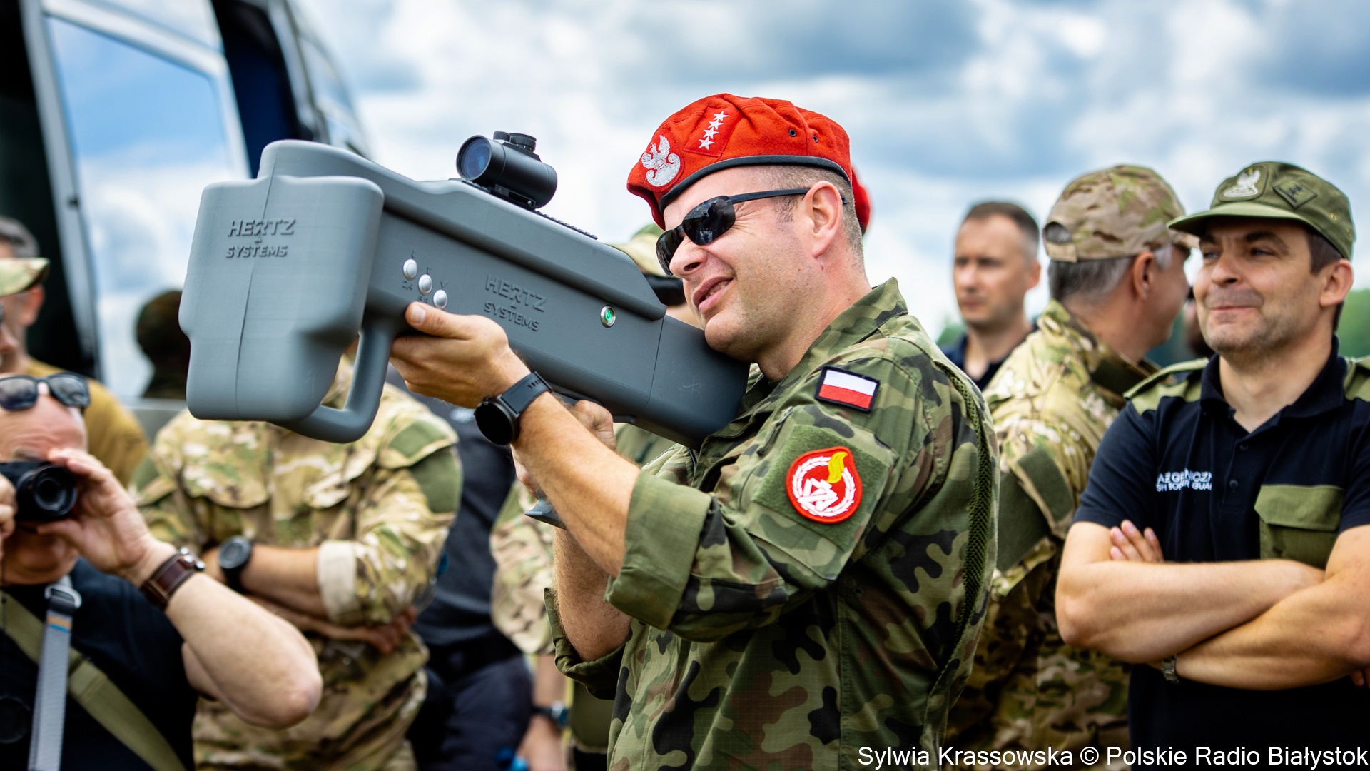 Pokaz systemu do zwalczania i neutralizowania wrogich dronów [zdjęcia]