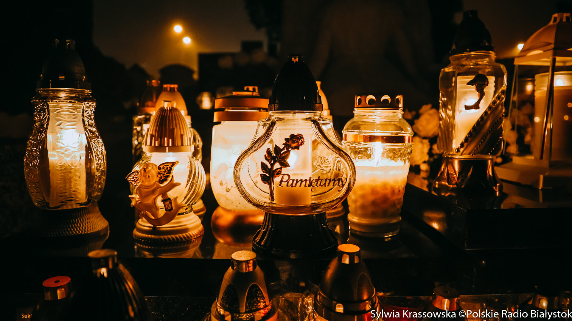 Caritas apeluje: Mniej śmieci - więcej pamięci